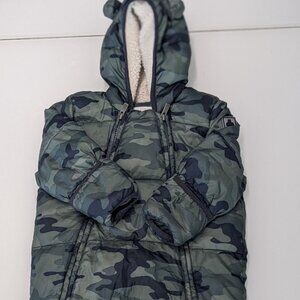 GAP - Camo snowsuit for 12-18 months